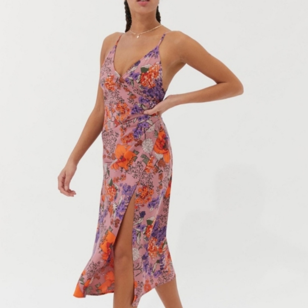 🦋 UO Lily Satin Midi Dress